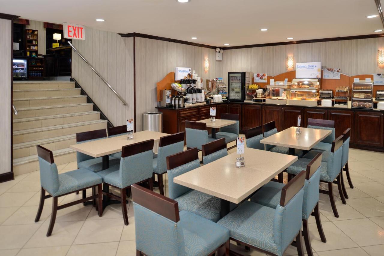 Holiday Inn Express Kennedy Airport, An Ihg Hotel New York Extérieur photo