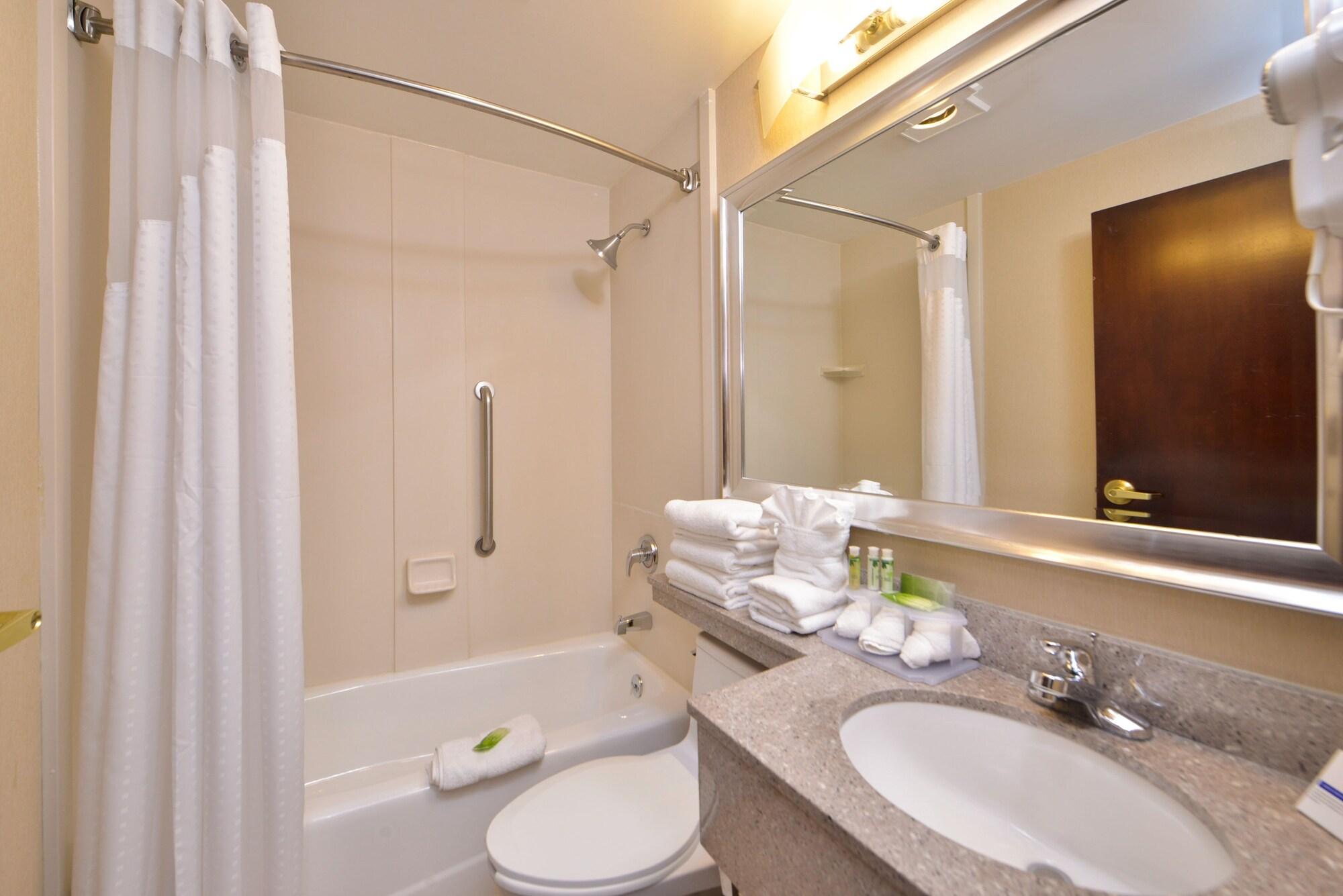 Holiday Inn Express Kennedy Airport, An Ihg Hotel New York Extérieur photo